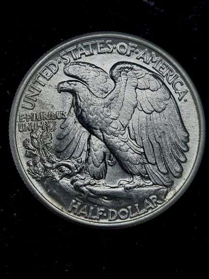 1946 Walking Liberty, UNC Quality