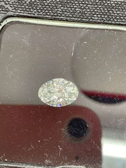 I.G.I CERTIFIED 2.38 CARAT OVAL SHAPED LAB GROWN DIAMOND