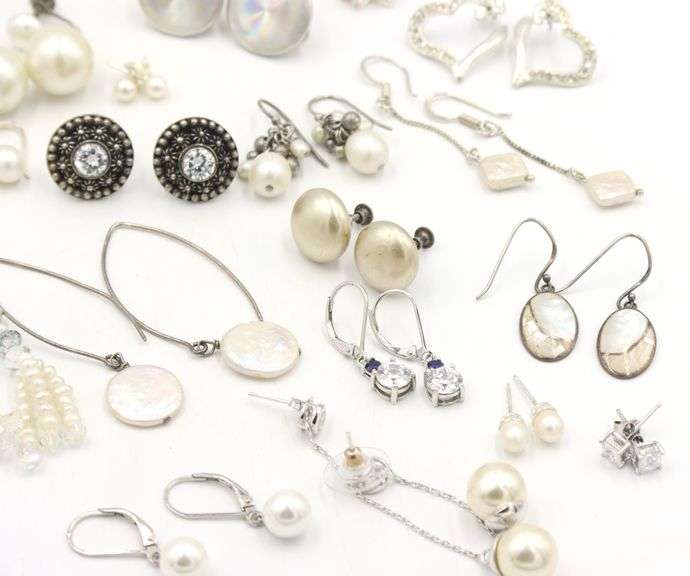 Group lot of Vintage 925 sterling silver earrings