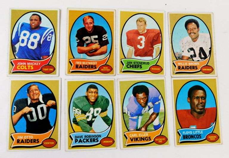8 Topps 1970 Football Cards, All Greats