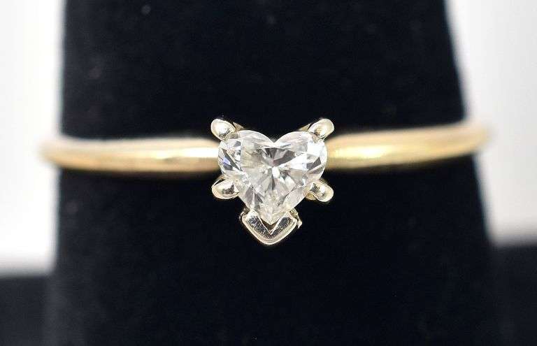 Becoming 14K Yellow Gold Diamond Heart Ring