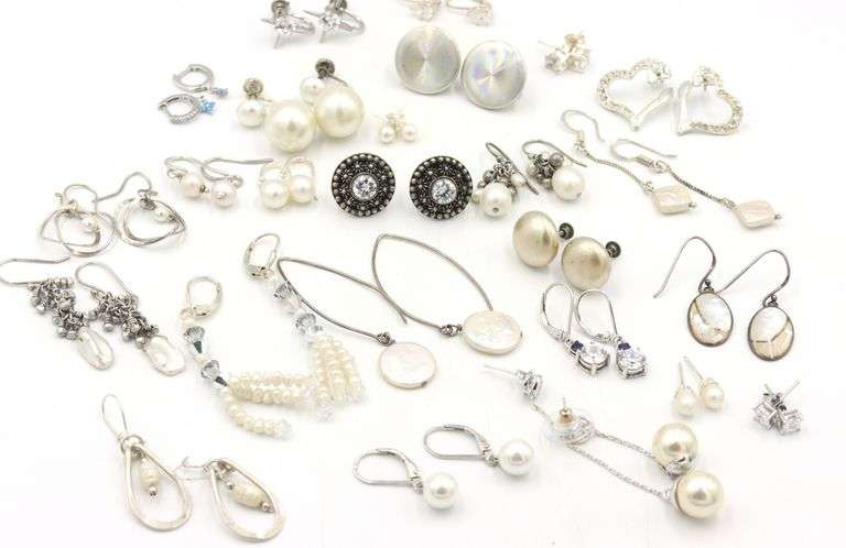Group lot of Vintage 925 sterling silver earrings