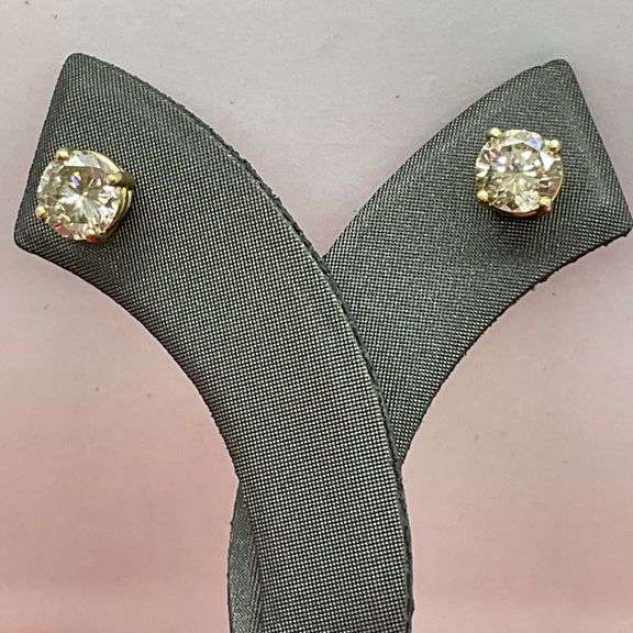 CERTIFIED 14K GOLD DIAMOND STUDS