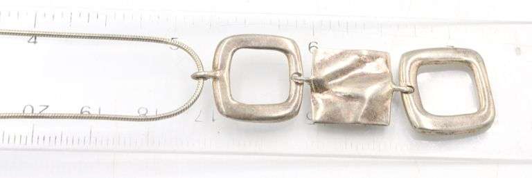 Group lot of Vintage 925 sterling silver necklaces