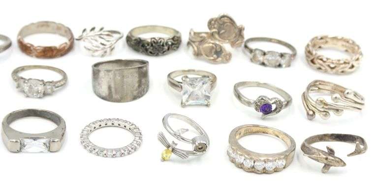 Group lot of Vintage 925 sterling silver rings