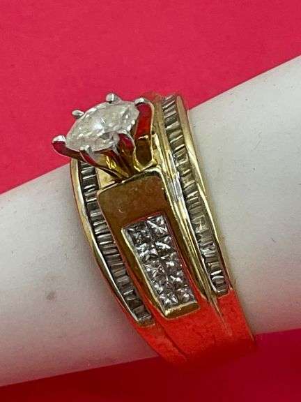 CERTIFIED 14K YELLOW GOLD DIAMOND ENGAGEMENT RING