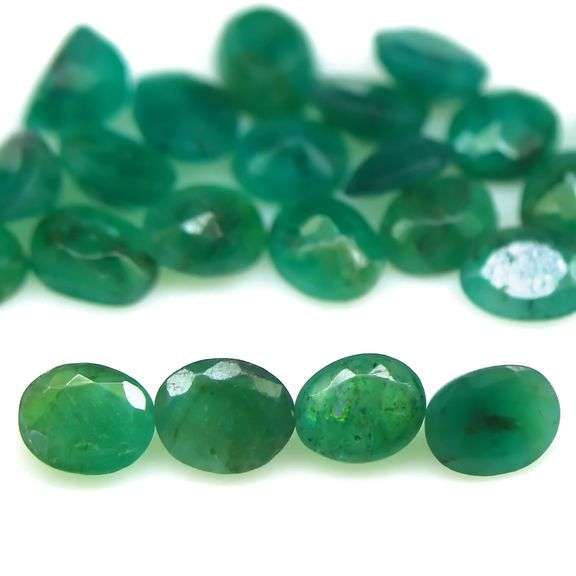 Heavy 8.64ct 24 piece Zambian Emerald set