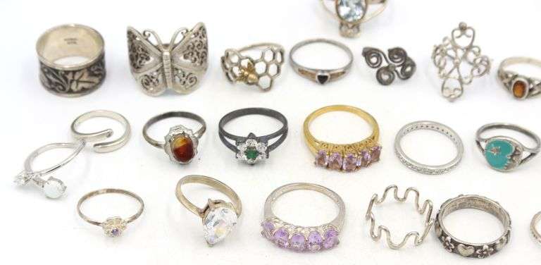 Group lot of Vintage 925 sterling silver rings