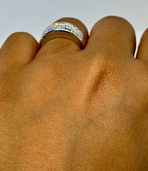 18K White Gold Princess Cut Diamond Ring