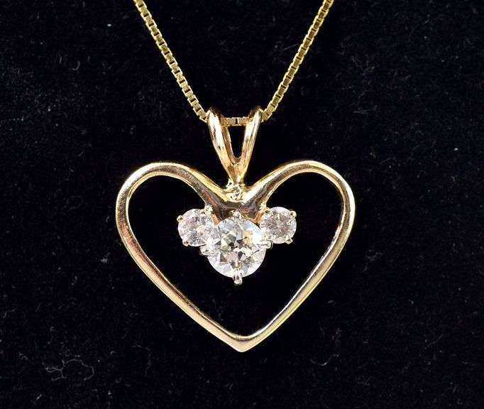 Perfect 14K Yellow Gold Diamond Heart Pendant Necklace