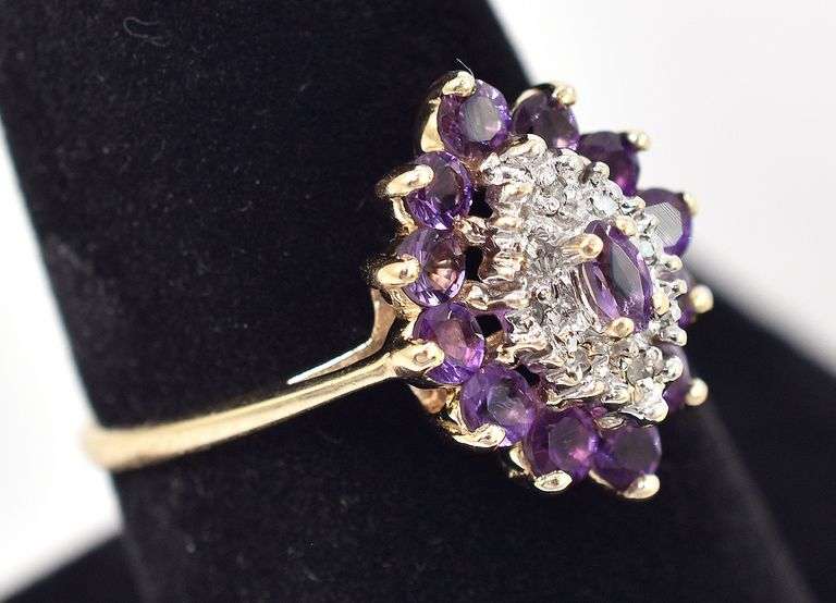 Sparkling 10K Yellow Gold Amethyst Gemstone and Diamond Ring
