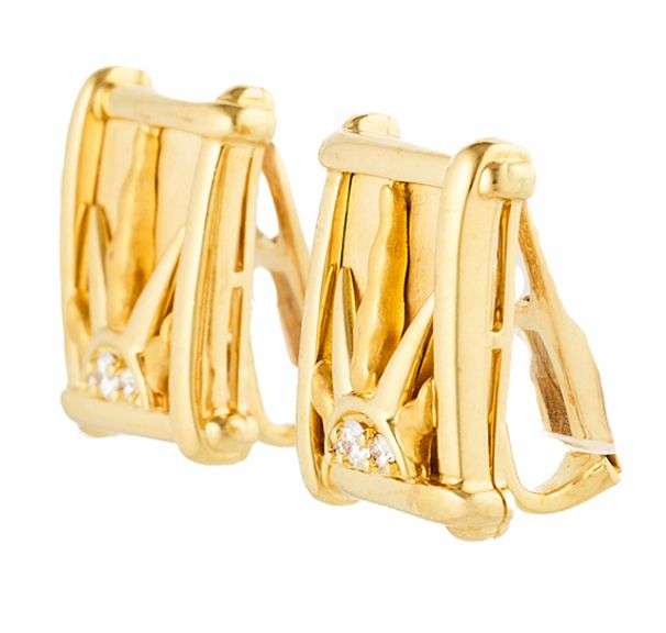 0.35ctw Diamond Sunrise Rectangle Shaped Clip on Earrings in 18K