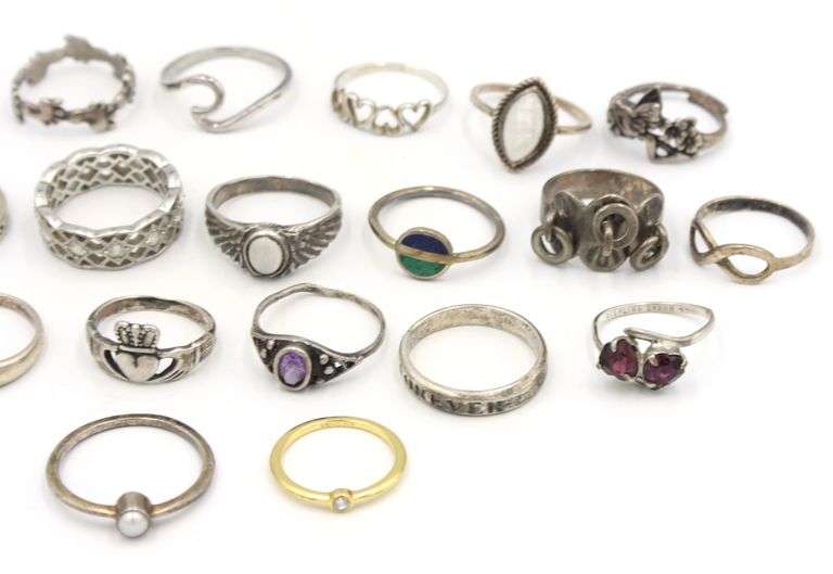 Group lot of Vintage 925 sterling silver rings