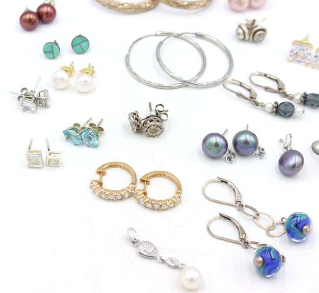 Group lot of Vintage 925 sterling silver earrings