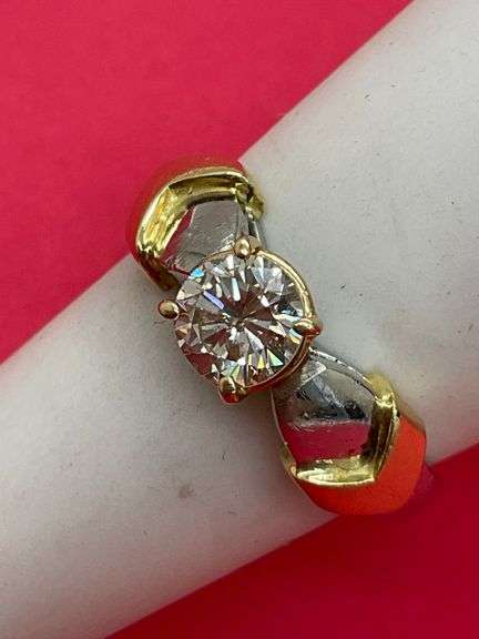 CERTIFIED PLATINUM AND 18K GOLD DIAMOND ENGAGEMENT RING
