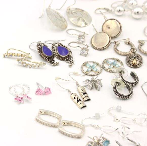Group lot of Vintage 925 sterling silver earrings