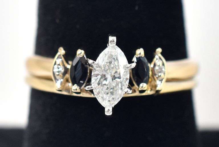 Captivating 14K Yellow Gold Diamond and Blue Sapphire Gemstone Ring