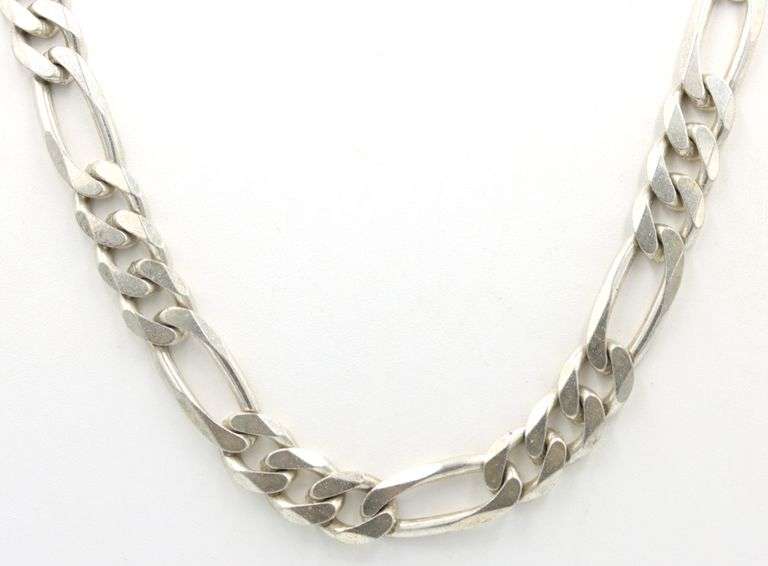 Heavy Vintage Italian 925 sterling silver Figaro chain necklace