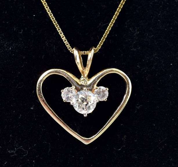 Perfect 14K Yellow Gold Diamond Heart Pendant Necklace