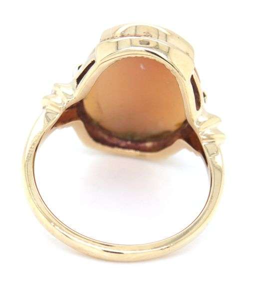 10kt Yellow gold Cameo ring