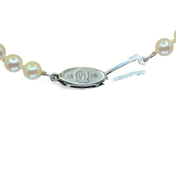 Mikimoto Natural White pearl Graduated Riviera Necklace