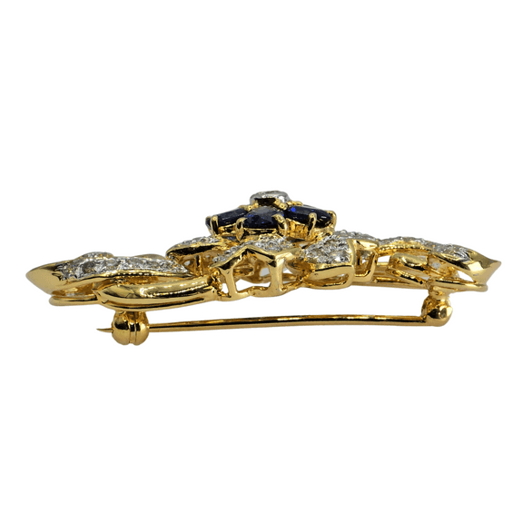 18k (750) Yellow Gold Natural White VVS Diamond & Blue Sapphire Brooch