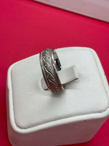 BRAND NEW 14K WHITE GOLD BAND