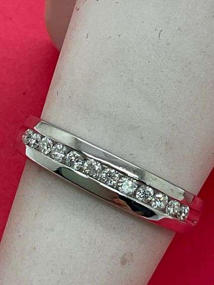 BRAND NEW 14K WHITE GOLD DIAMOND