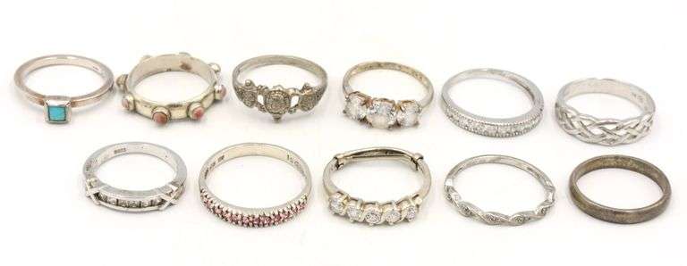 Group lot of Vintage 925 sterling silver rings