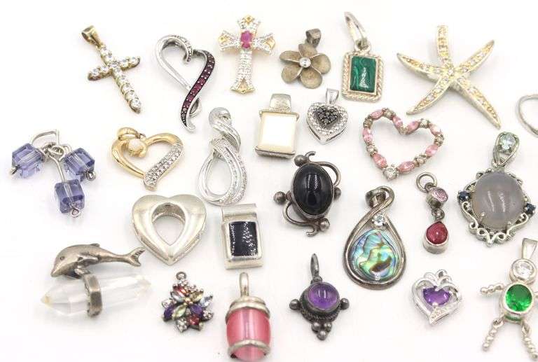 Group lot of Vintage 925 sterling silver pendants