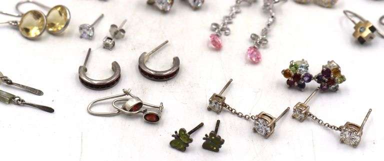 Group lot of Vintage 925 sterling silver earrings