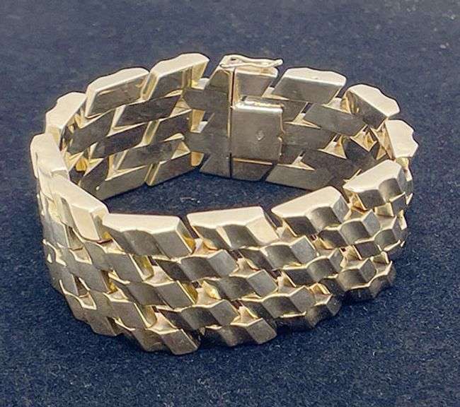 Italian 14k yellow gold link bracelet