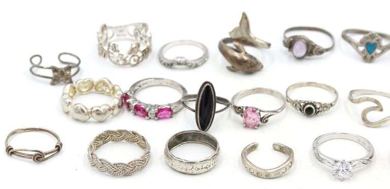 Group lot of Vintage 925 sterling silver rings