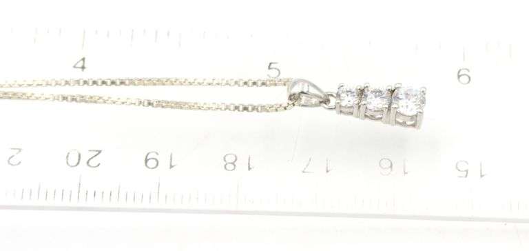 Group lot of Vintage 925 sterling silver necklaces