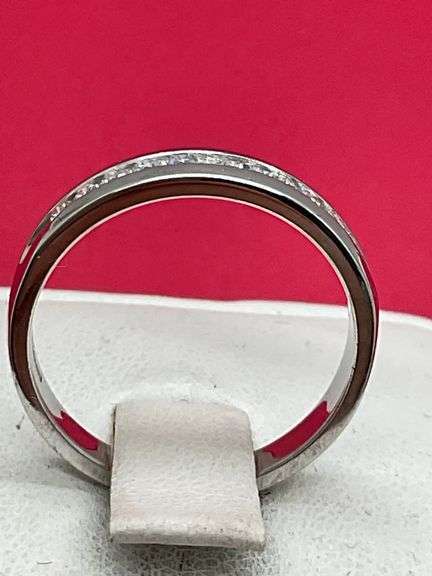 BRAND NEW 14K WHITE GOLD DIAMOND