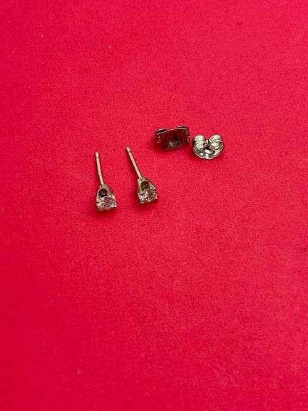 14K WHITE GOLD DIAMOND STUDS