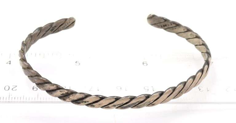 Group lot of Vintage 925 sterling silver bangles