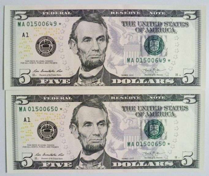 (2) Superb Crisp 2013 $5 Star Replacement Notes Boston Consecutive!