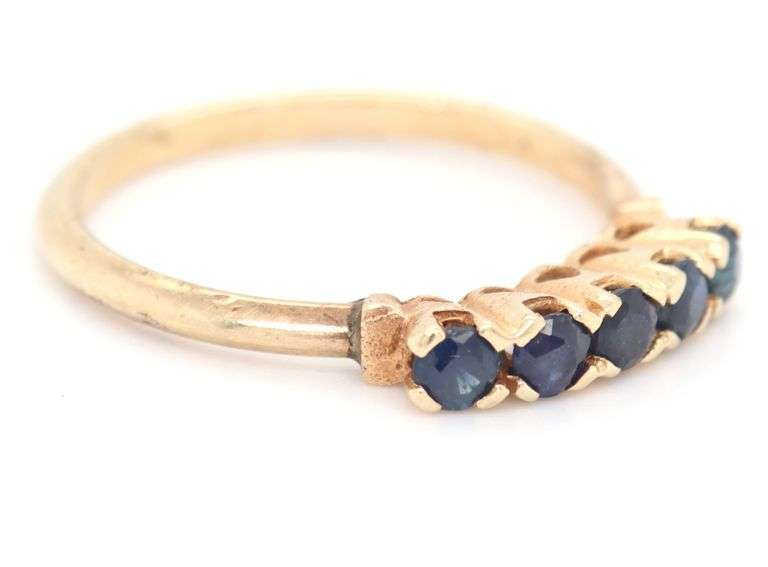 Useful 14K YG Band with Sapphires