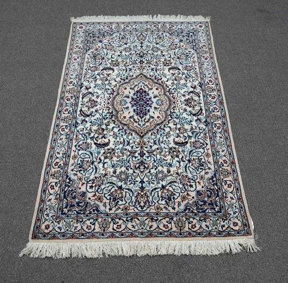 Handmade w/Silk Persian Nain 3.9x6.4