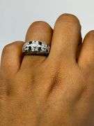 18K White Gold Round Brilliant Cut Filigree Diamond Ring