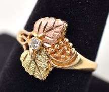 Vintage 10K Tri-Colored Gold Diamond Grape Leaf Ring