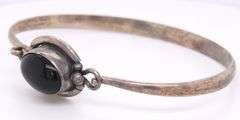 Vintage 925 sterling silver black onyx cuff bangle