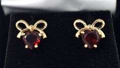 Attractive 14K Yellow Gold Red Garnet Stud Earrings