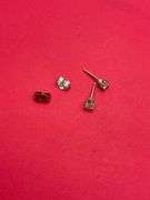 14K WHITE GOLD DIAMOND STUDS