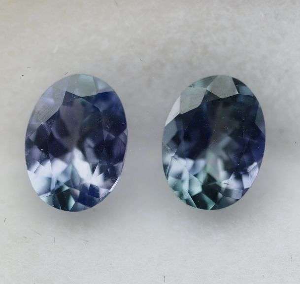 Jewelers special! 1.58ct pair of oval Tanzanite!