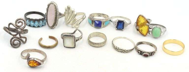Group lot of Vintage 925 sterling silver rings