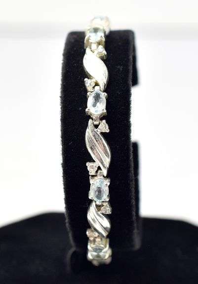 Beautiful Blue and Clear Gem Link Bracelet in Sterling Silver 13.8grams