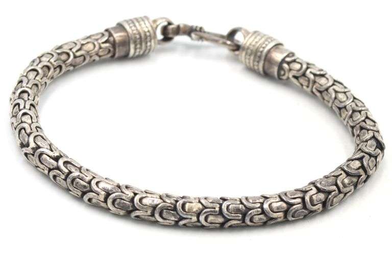 Lot of 2 vintage 925 sterling silver bracelets