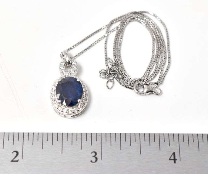 Genuine Stone Sapphire Necklace in Sterling Silver 5.7grams 18inch